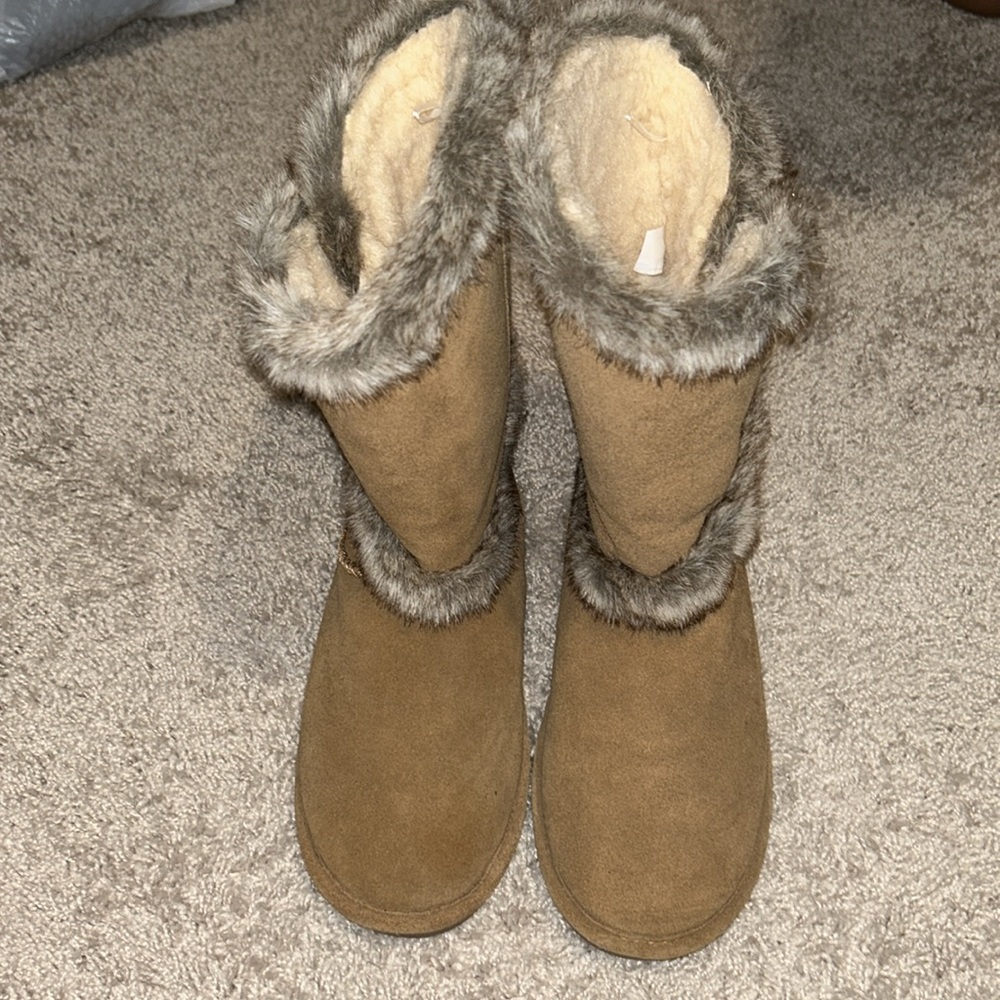 BEARPAW Boots